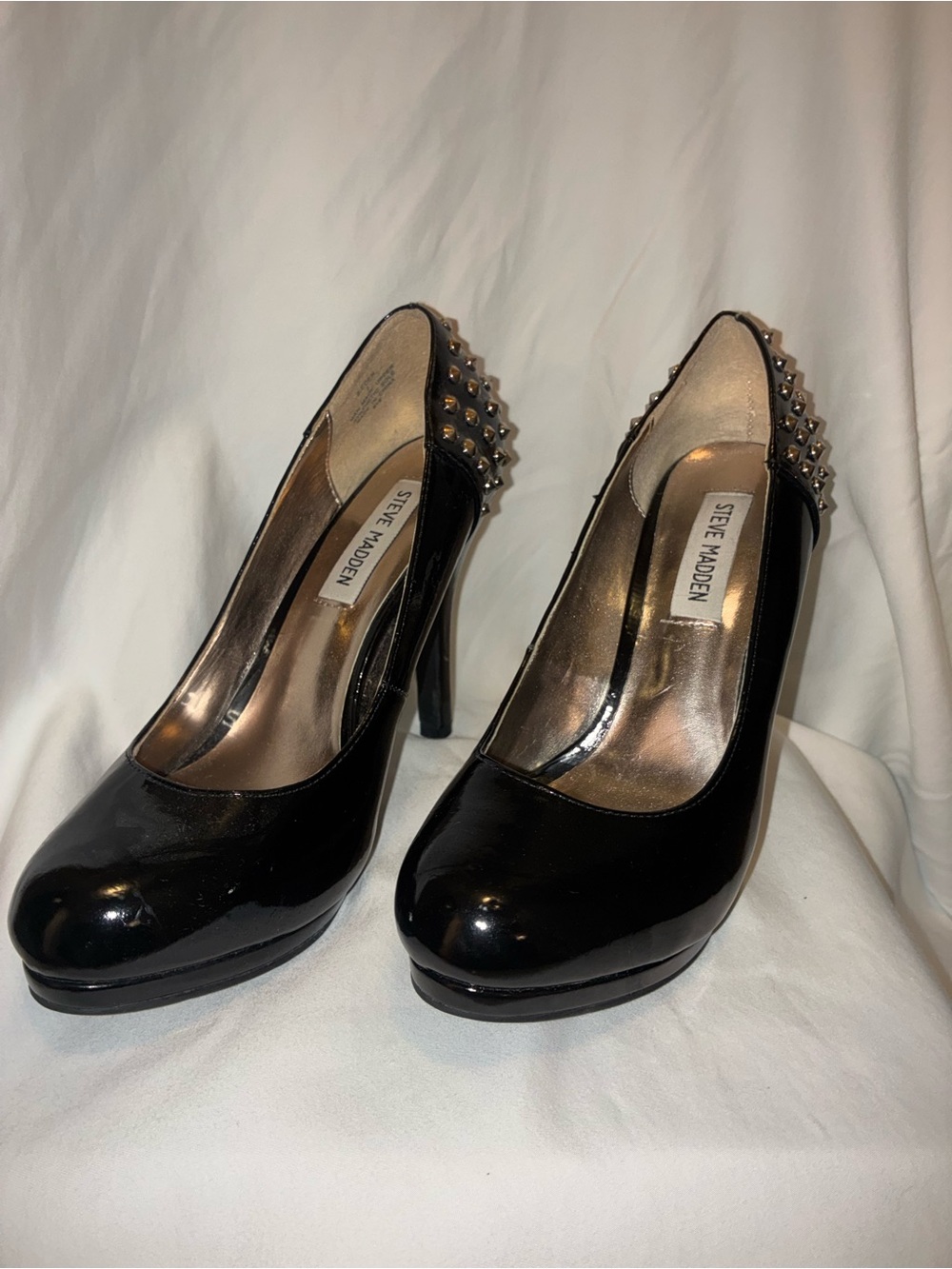 Steve Madden Black Patent Spiked Studded Platform Pumps Heels